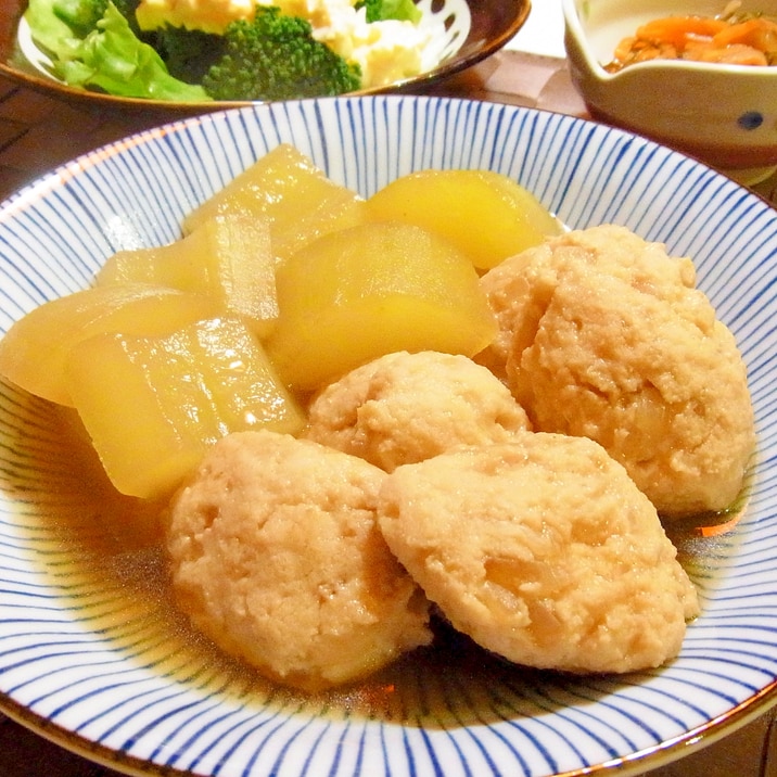 加賀太きゅうりと鶏団子の煮物